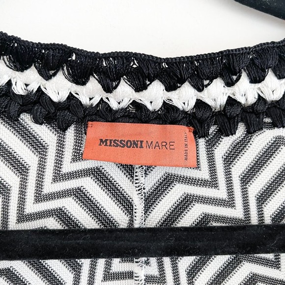 MISSONI MARE Greca Bicolor Fringe Coverup Poncho Striped Zigzag Black and White - Picture 11 of 14